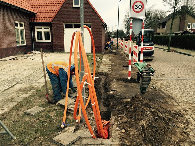 kabler bliver gravet ned